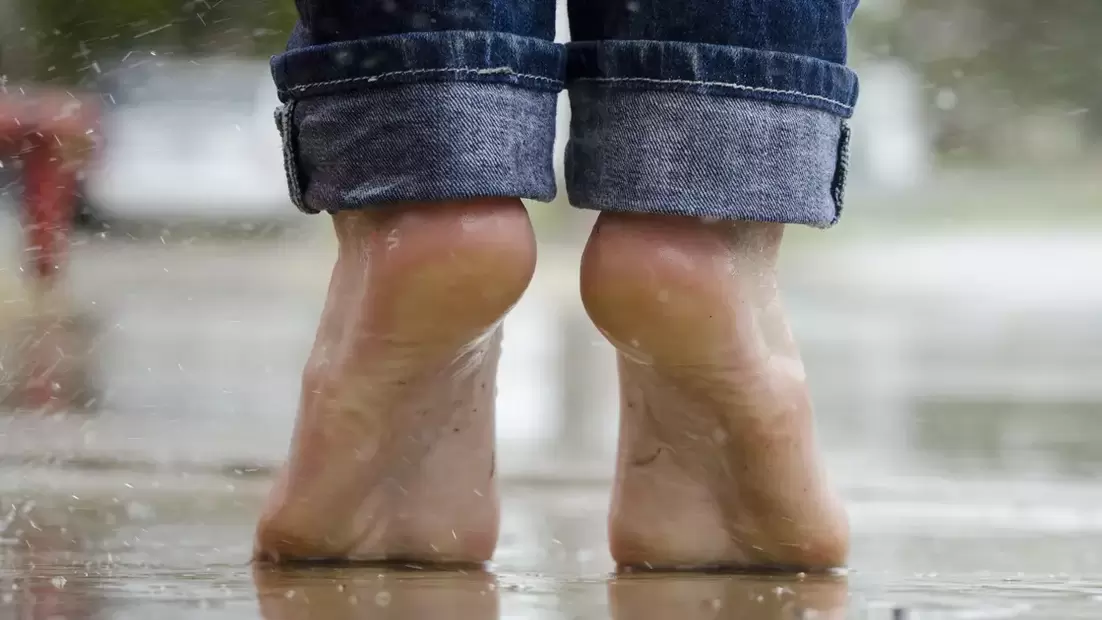 Feet with no signs of fungus